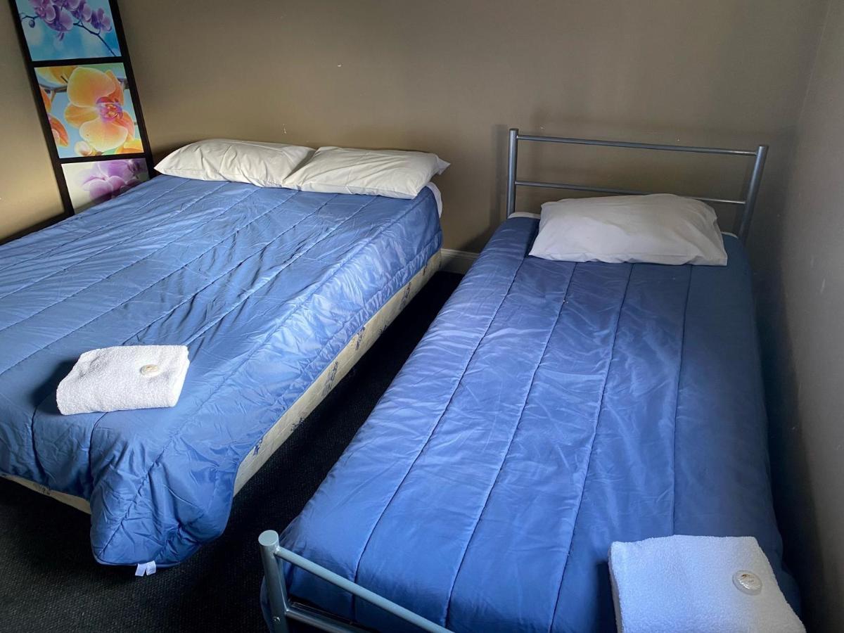 Australian Hotel Young Eksteriør billede